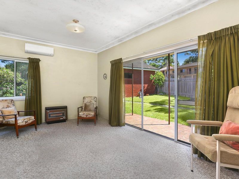 27 Fishbourne Road, Allambie Heights NSW 2100, Image 2
