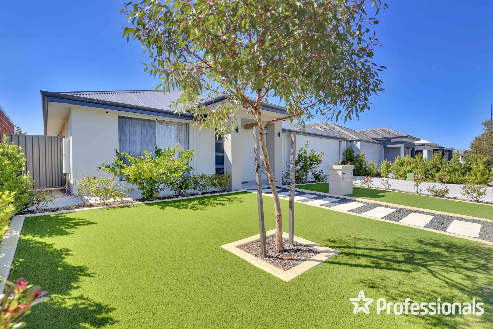 29 Bouquet Road, Piara Waters WA 6112, Image 1