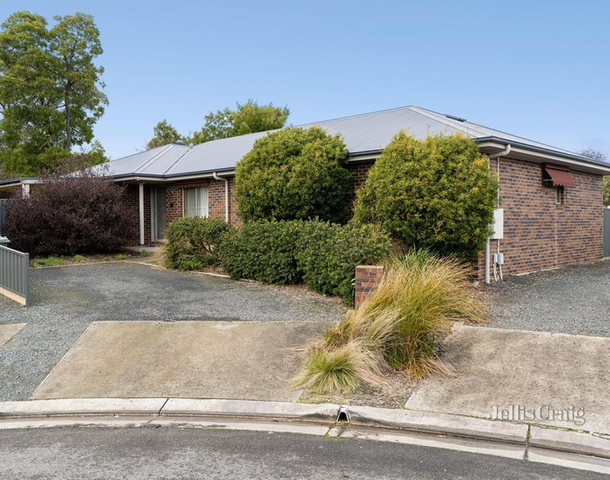 5 Jemacra Place, Mount Clear VIC 3350