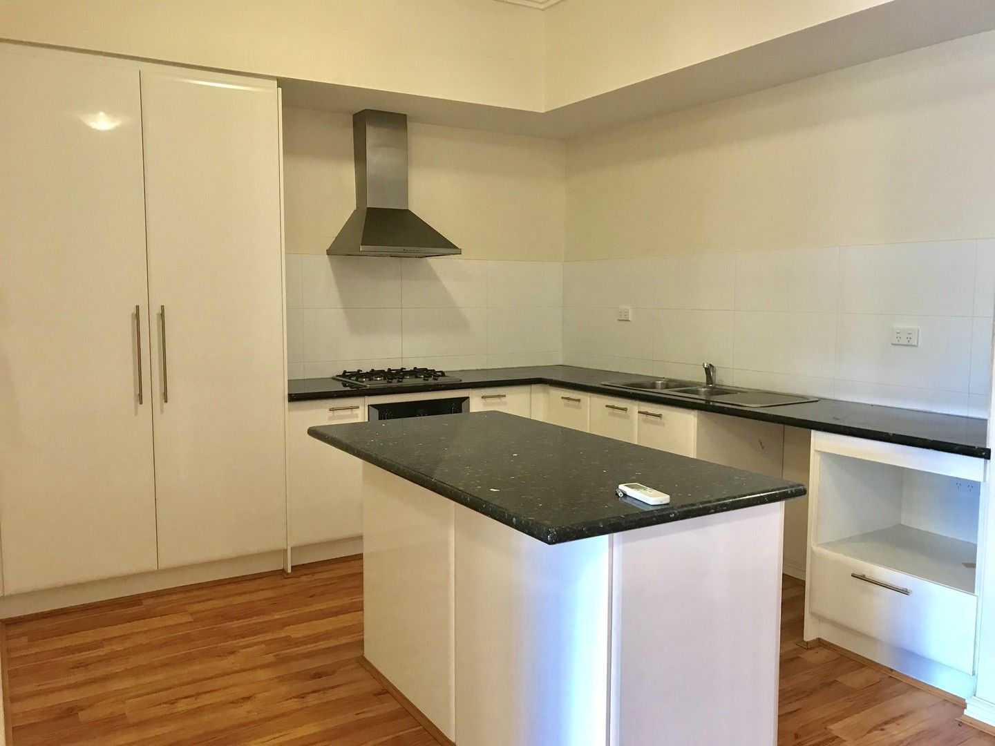 3 bedrooms Apartment / Unit / Flat in 3/32 The Crescent MIDLAND WA, 6056