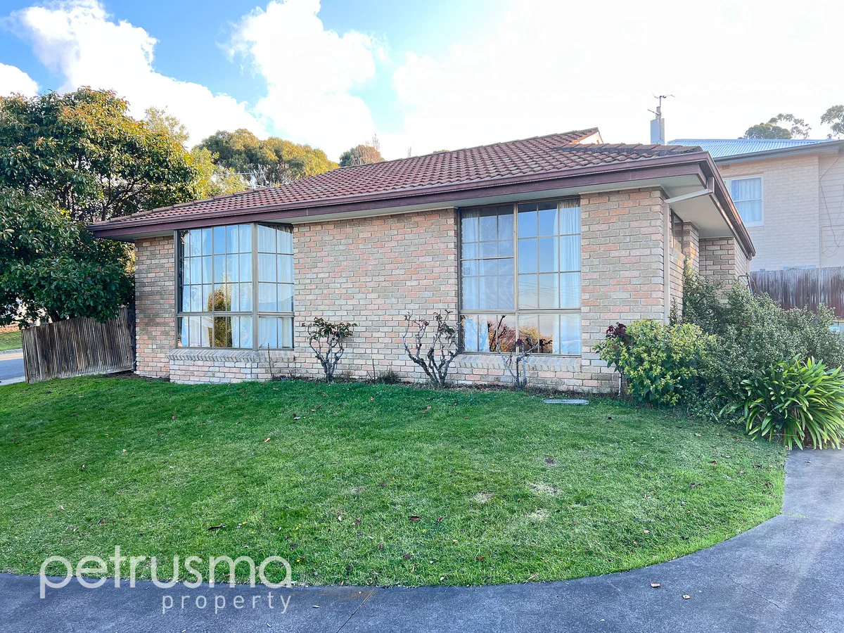 2/165 Channel Highway, Taroona TAS 7053