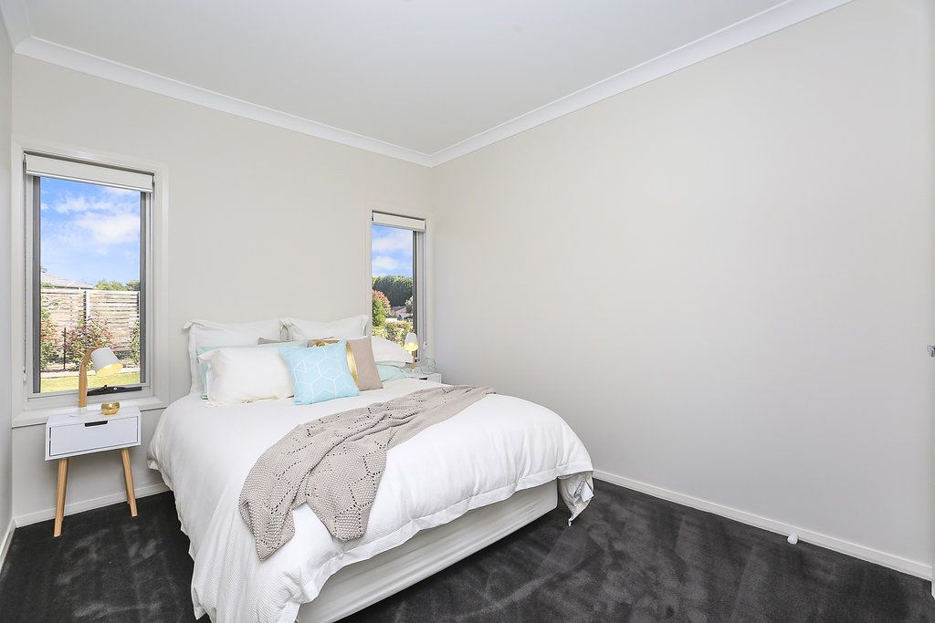 21 Windsor Crescent, Moss Vale NSW 2577, Image 2