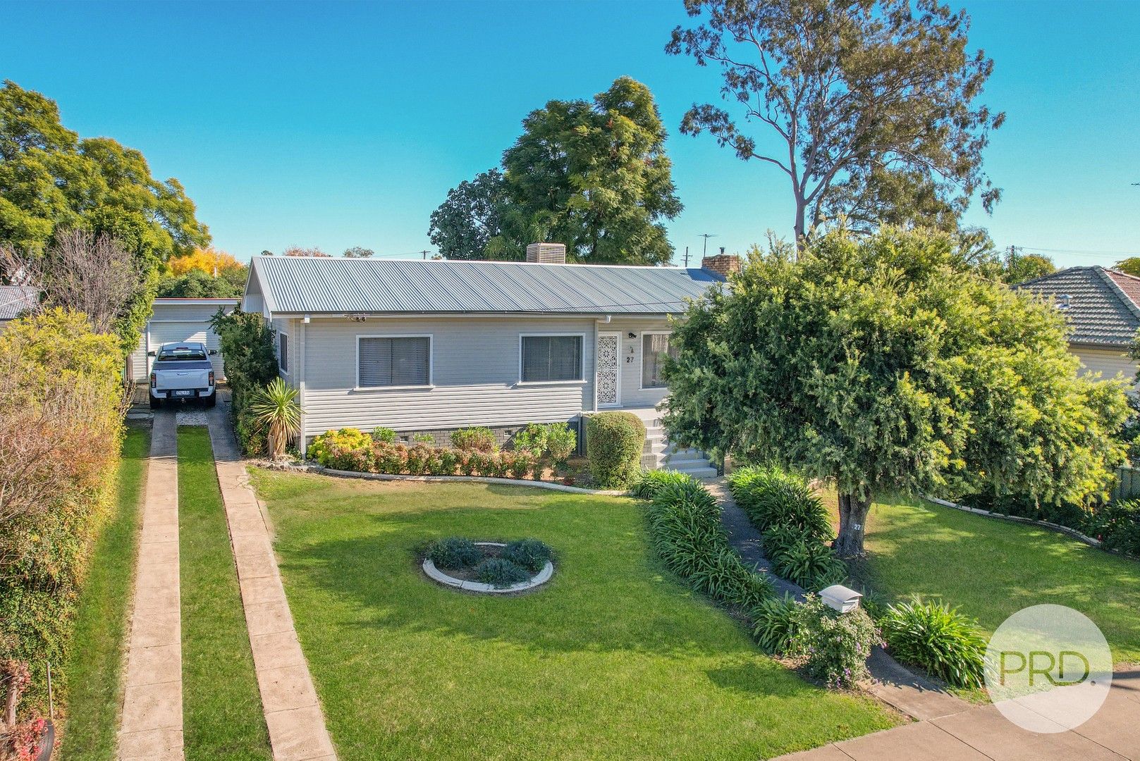 4 bedrooms House in 27 Jean St TAMWORTH NSW, 2340