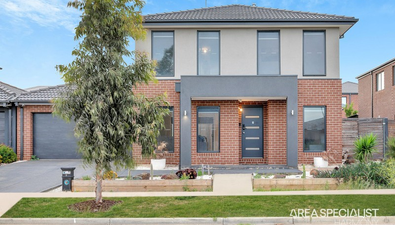 Picture of 3 Peat Avenue, THORNHILL PARK VIC 3335