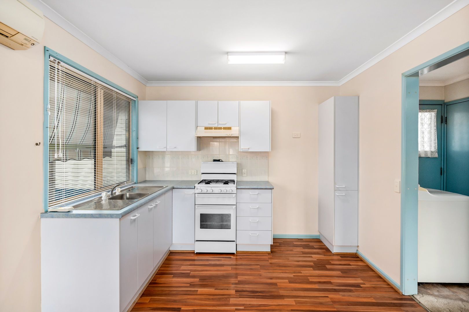 35/68 Pacific Highway, Blacksmiths NSW 2281, Image 2