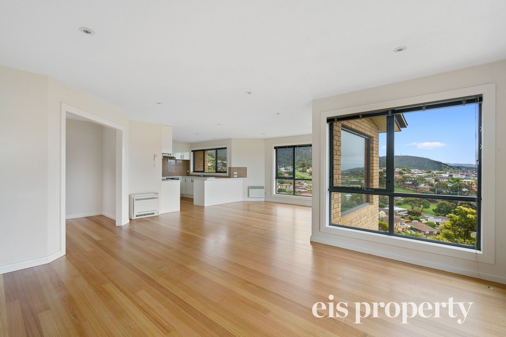 3 bedrooms House in 11 Gentile Court ROSETTA TAS, 7010