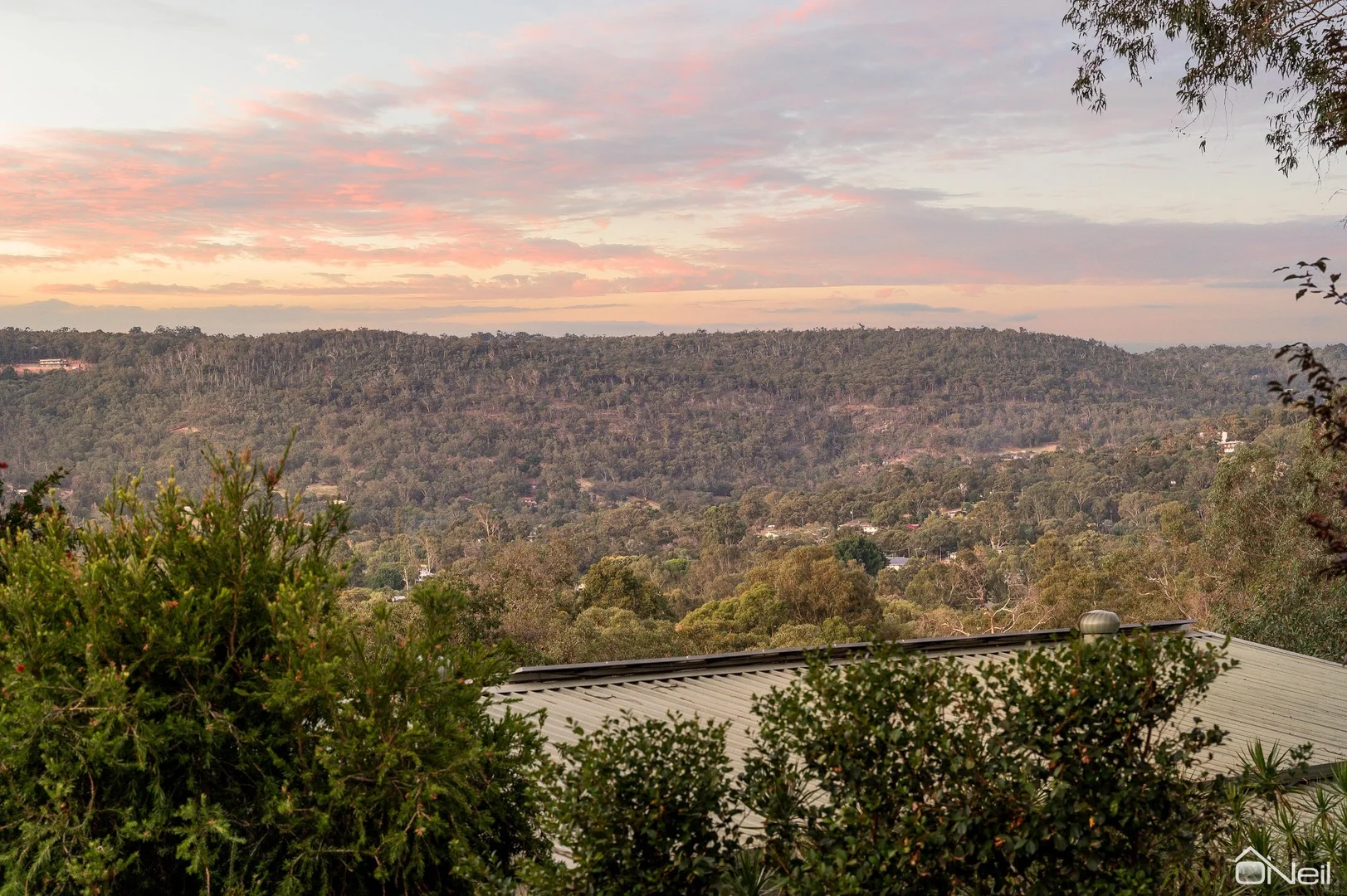 2B Mader Crescent, Mount Nasura WA 6112