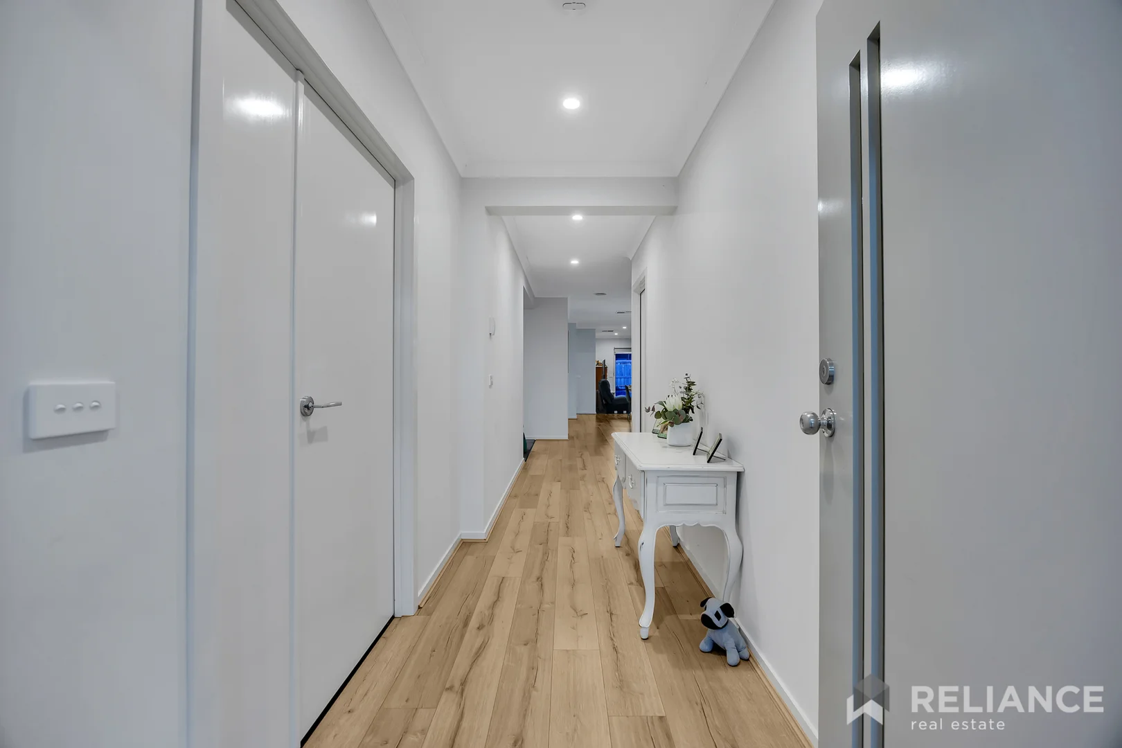 Additional image 2 of 8 Yabby Avenue, Sunbury VIC 3429