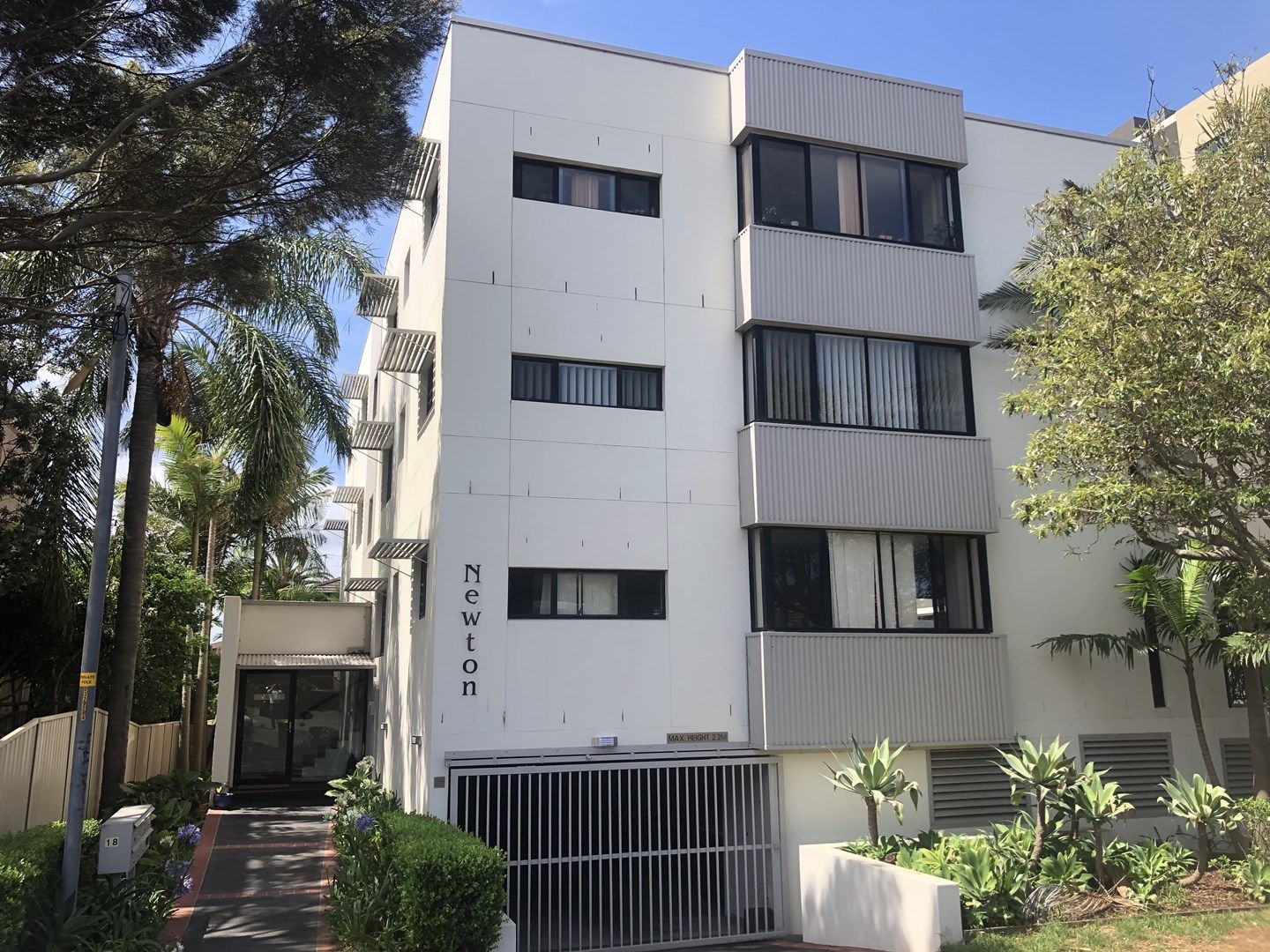 2 bedrooms Apartment / Unit / Flat in 6/18 HERCULES STREET WOLLONGONG NSW, 2500