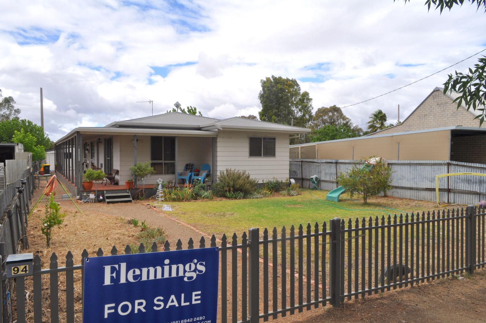 94 Berthong Street, Cootamundra NSW 2590