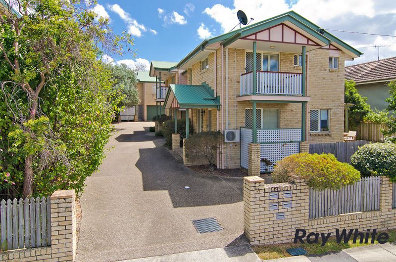 3 bedrooms Townhouse in 3/9 Huxley Avenue ALDERLEY QLD, 4051