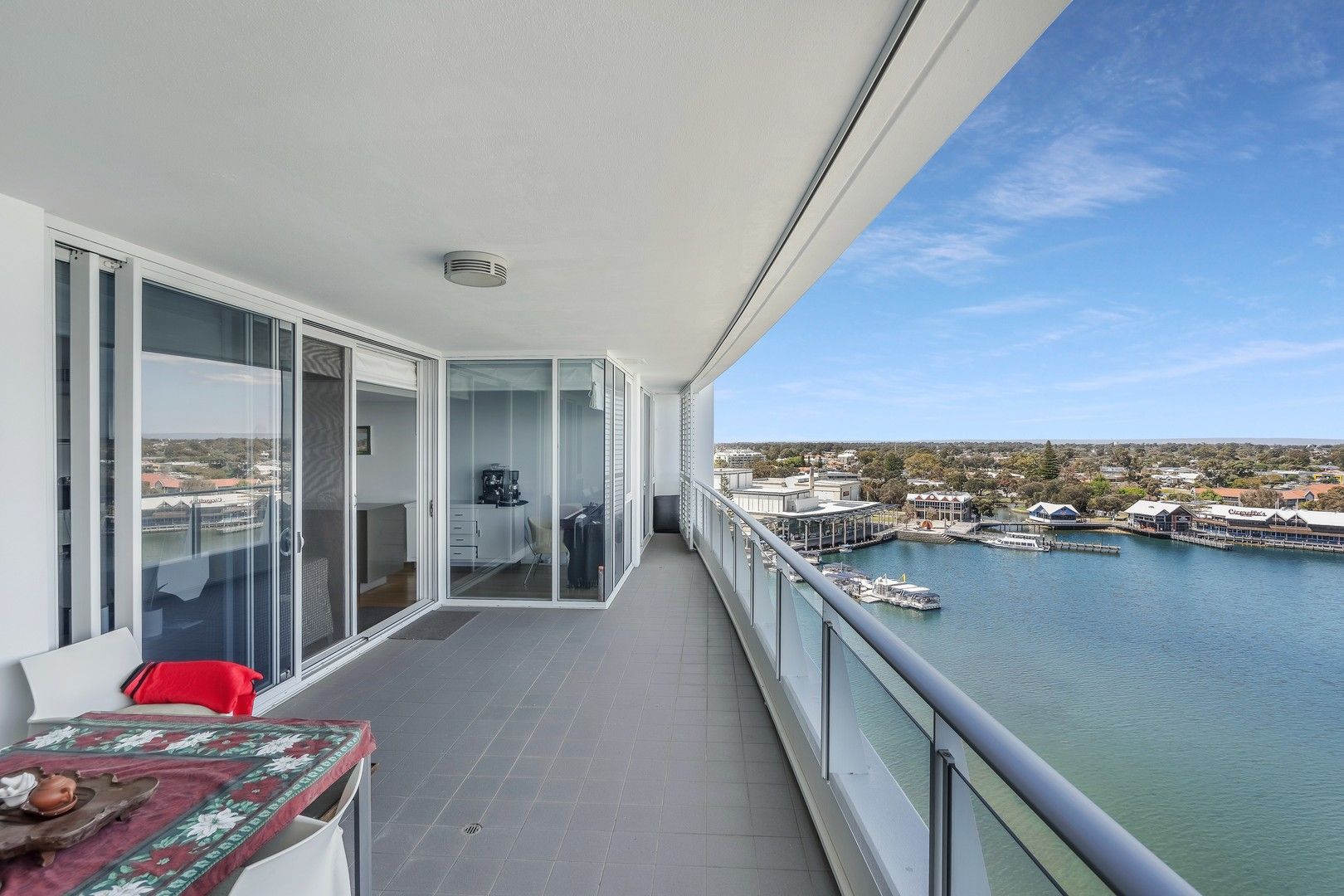 2 bedrooms House in 1002/3 Marco Polo Drive MANDURAH WA, 6210