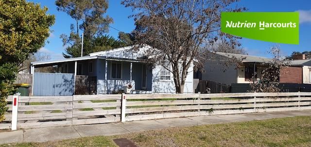 3 bedrooms House in 92 Rundell Street ARARAT VIC, 3377