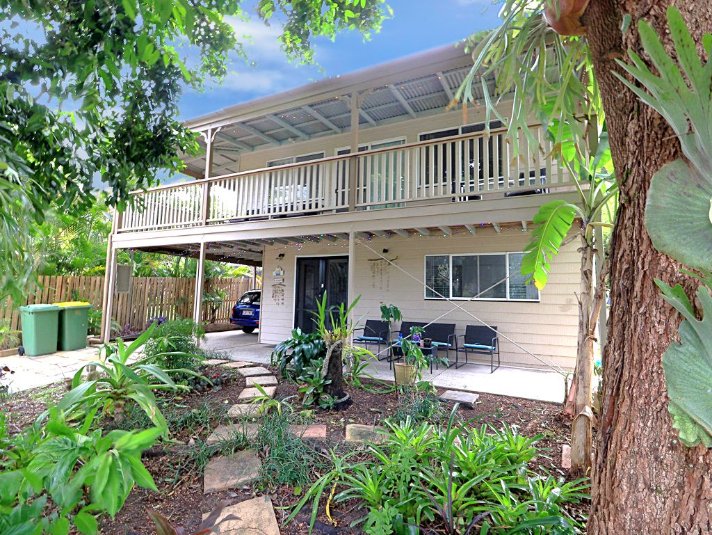 18 Orange Grove Street, Coochiemudlo Island QLD 4184, Image 0