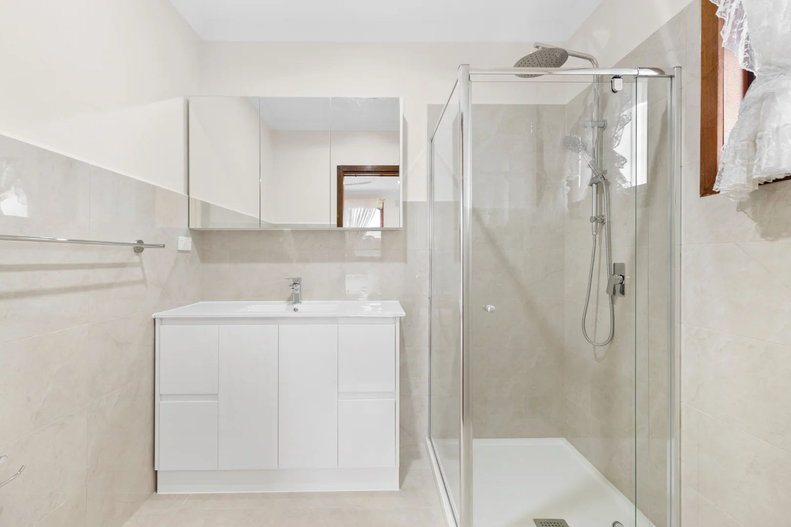 Additional image 8 of 25 Leawarra Crescent, Doncaster East VIC 3109