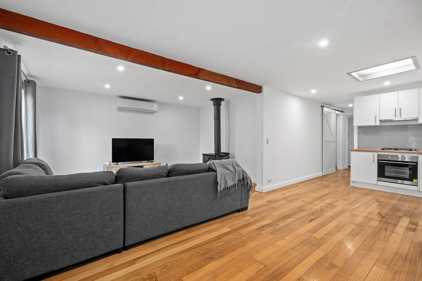 Additional image 5 of 6 Cockatoo Avenue, Cockatoo VIC 3781