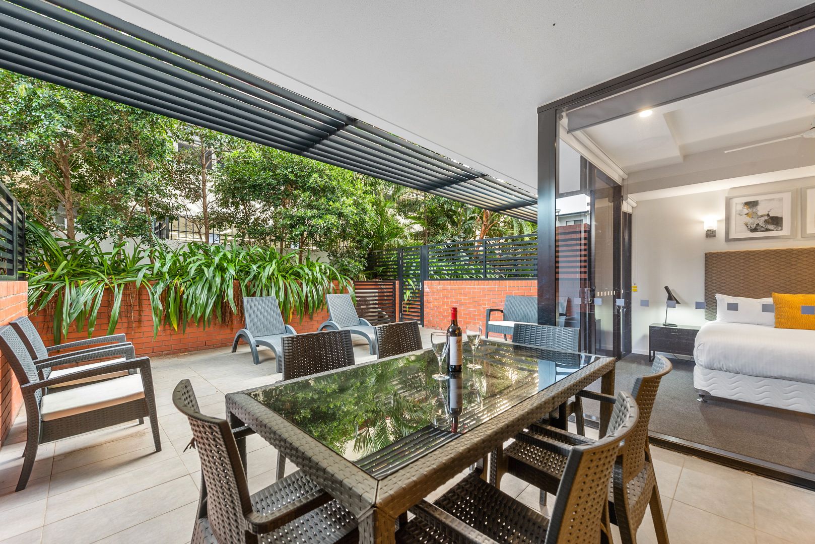 Courtyard/9 Edmondstone Street, South Brisbane QLD 4101, Image 1