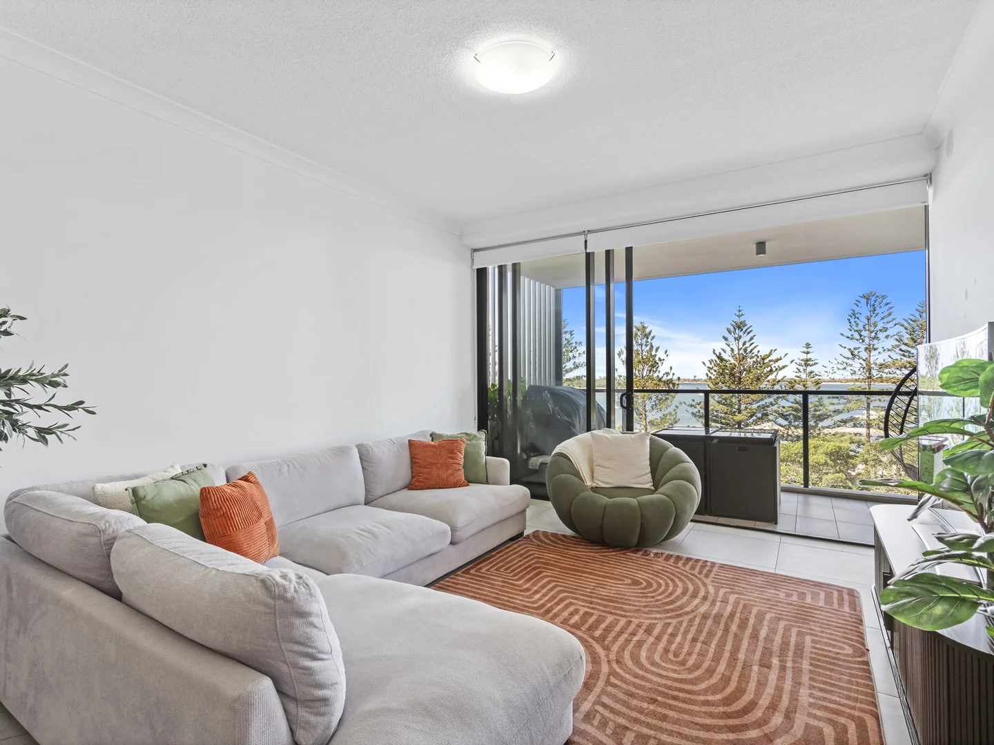 Additional image 3 of 502/372-374 Marine Parade, Labrador QLD 4215