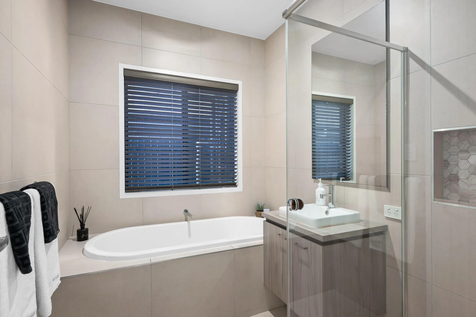 Additional image 8 of 83 Greenview Avenue, South Ripley QLD 4306