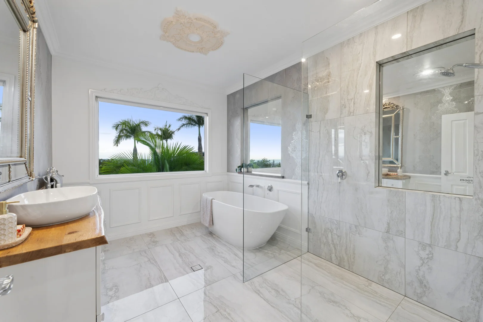 Additional image 17 of 328 Chesterfield Drive, Bonogin QLD 4213