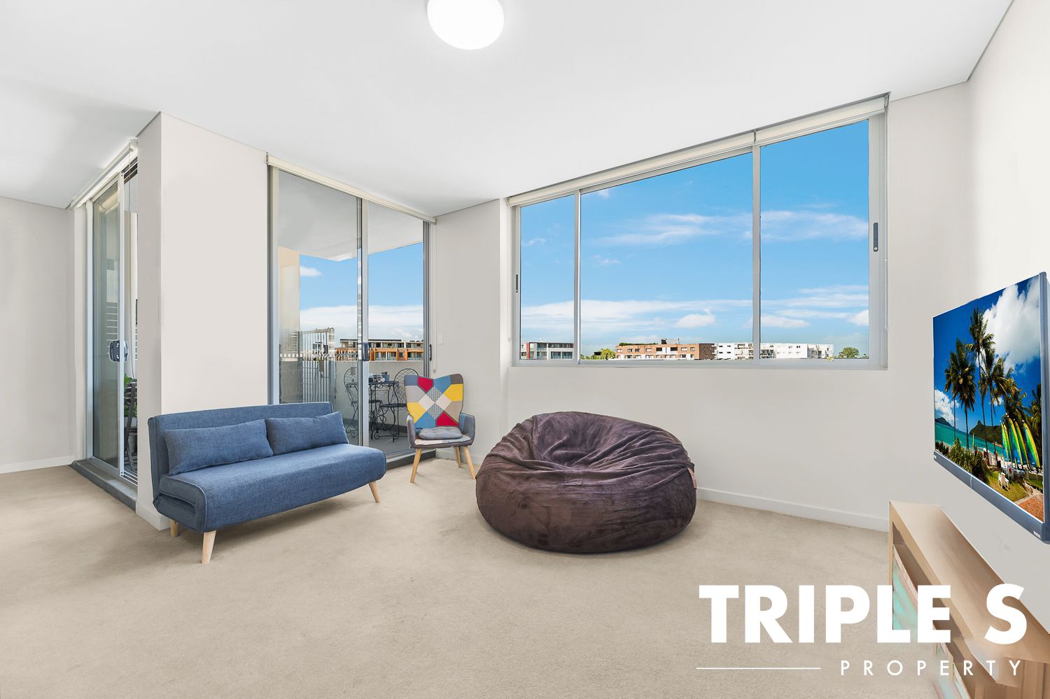 1 bedrooms Apartment / Unit / Flat in 501/24 Dressler Court MERRYLANDS NSW, 2160