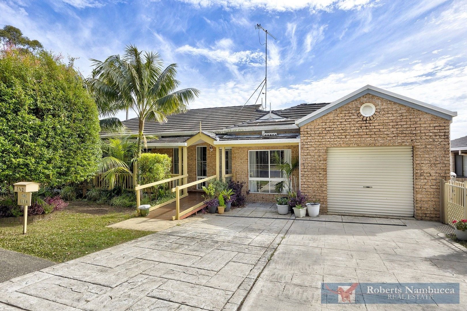 3 bedrooms Duplex in 1/2 The Glen NAMBUCCA HEADS NSW, 2448
