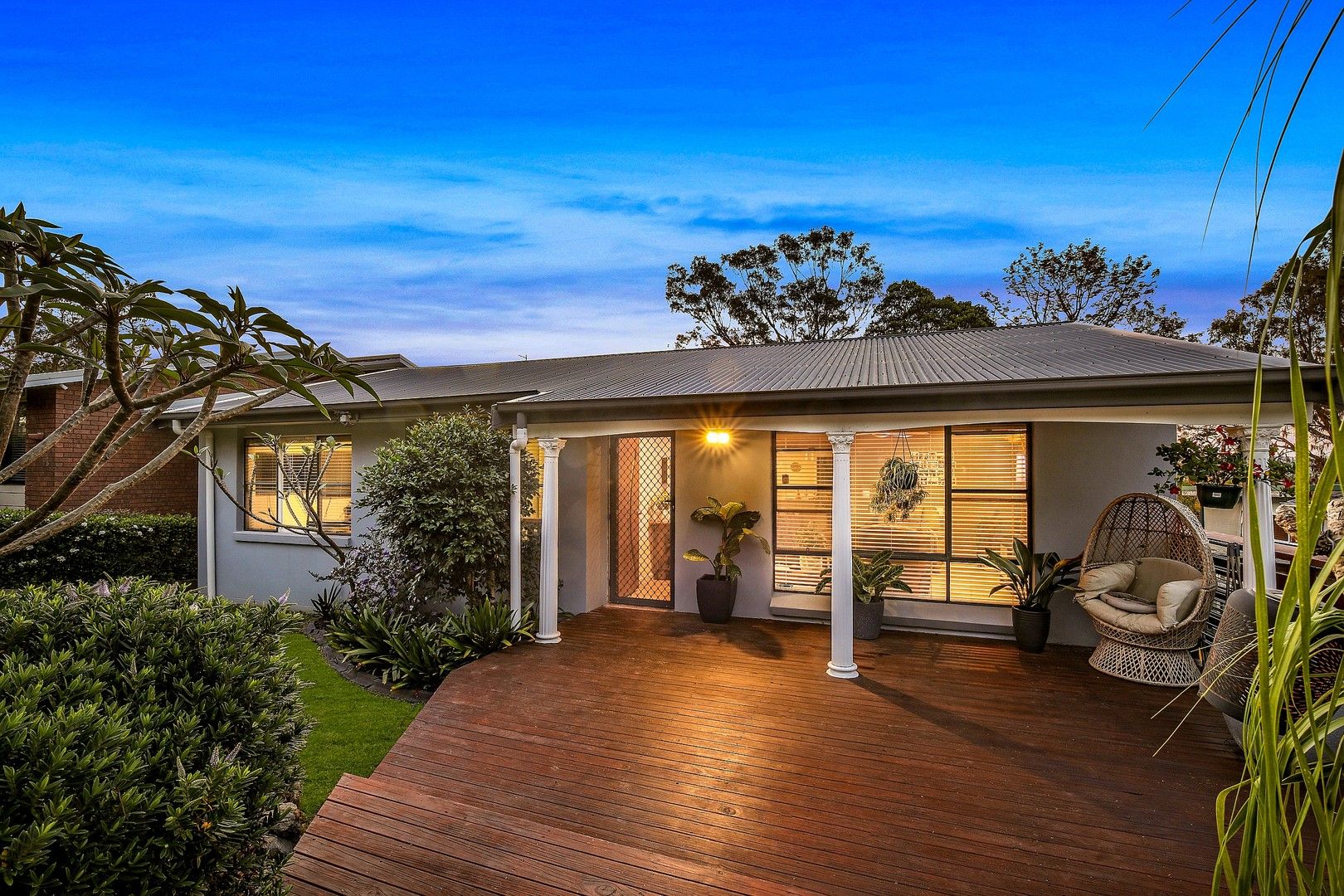 4 bedrooms House in 13 Berne Street BATEAU BAY NSW, 2261
