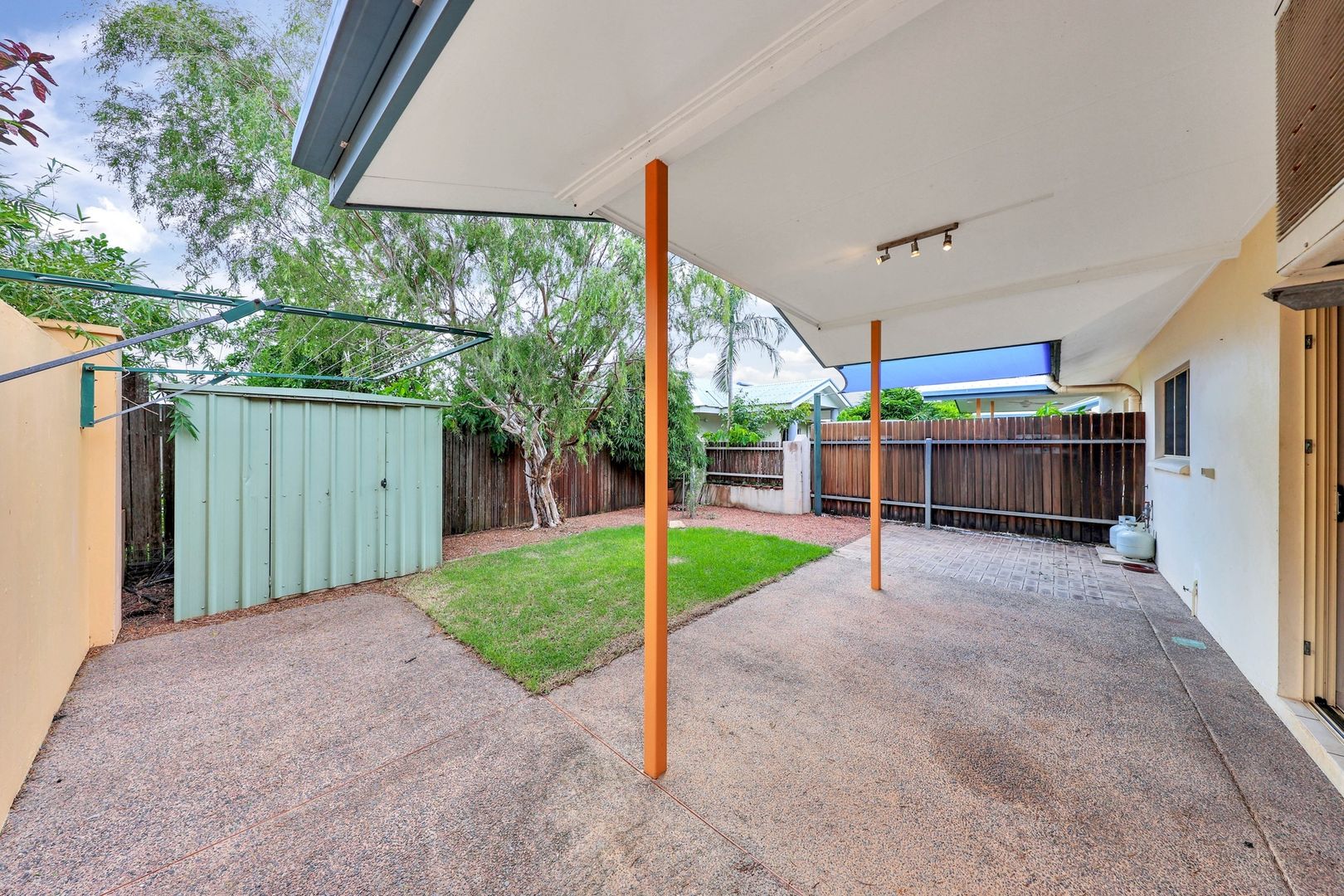 4/30 Sovereign Circuit, Coconut Grove NT 0810, Image 1