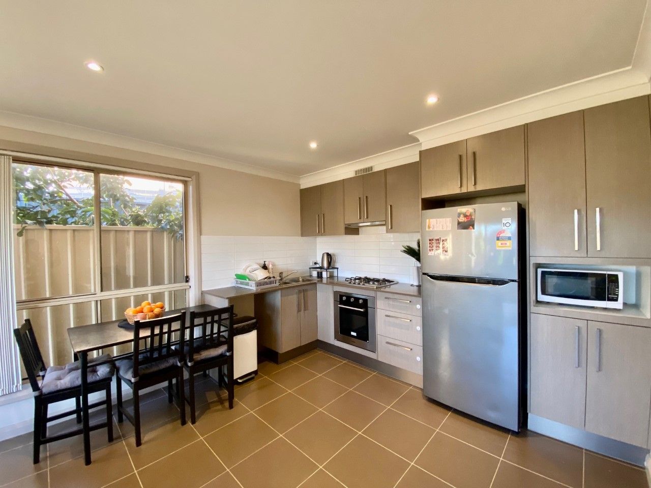 22 Isabella Crescent, Glenfield NSW 2167, Image 2