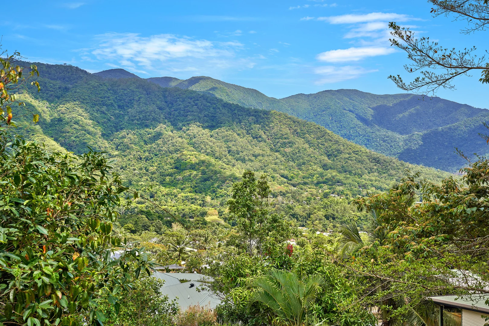Sold 70 Fairley Street, Redlynch QLD 4870 on 10 Mar 2020 - 2015796884 ...