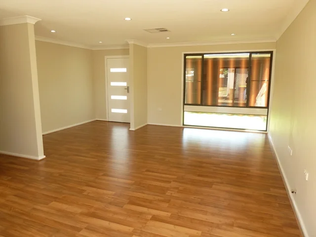 Additional image 2 of 49 Graham Street, Lake Albert NSW 2650