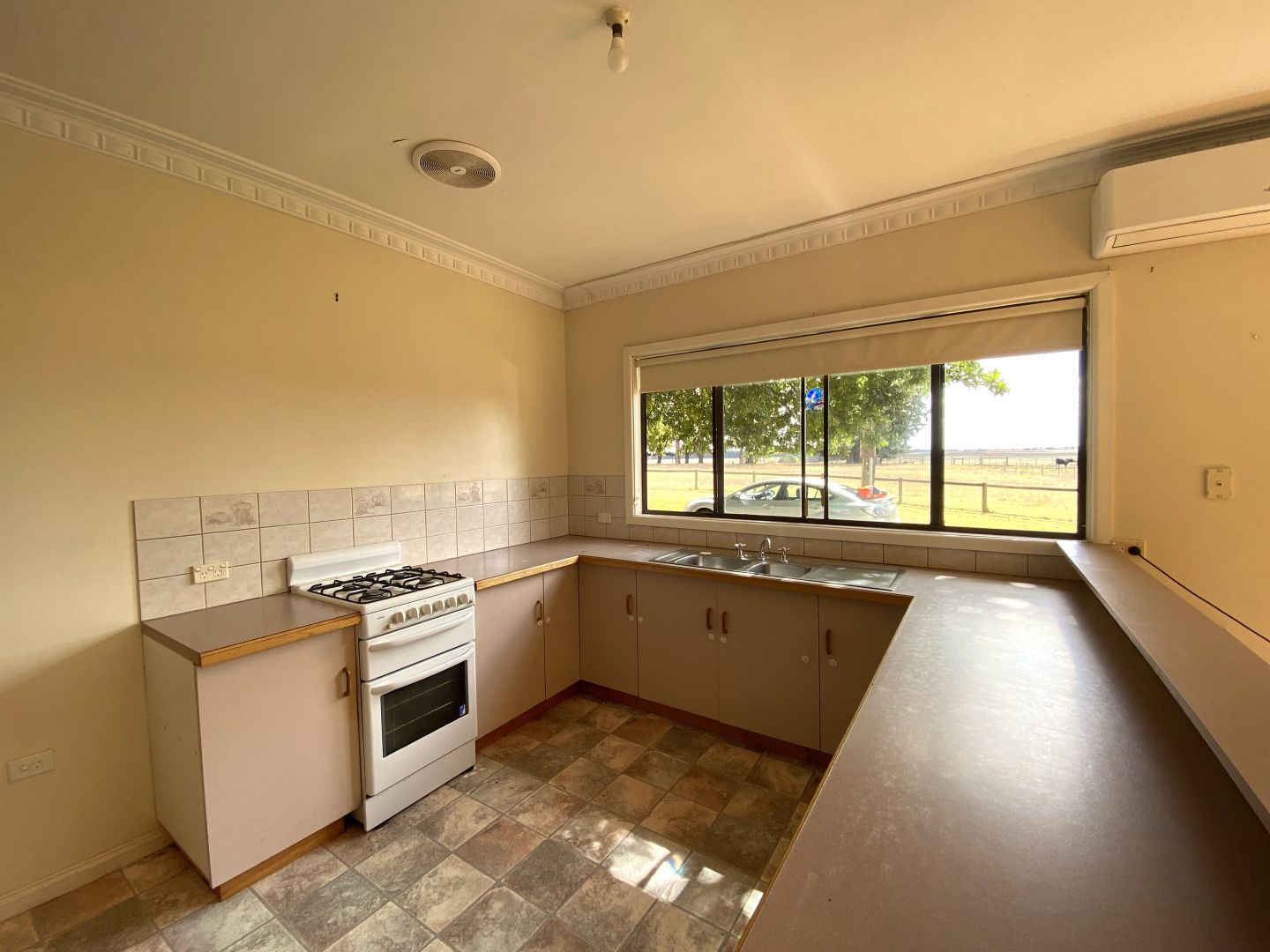 Woolsthorpe VIC 3276 4 beds house for Rent, 450 16964479 Domain
