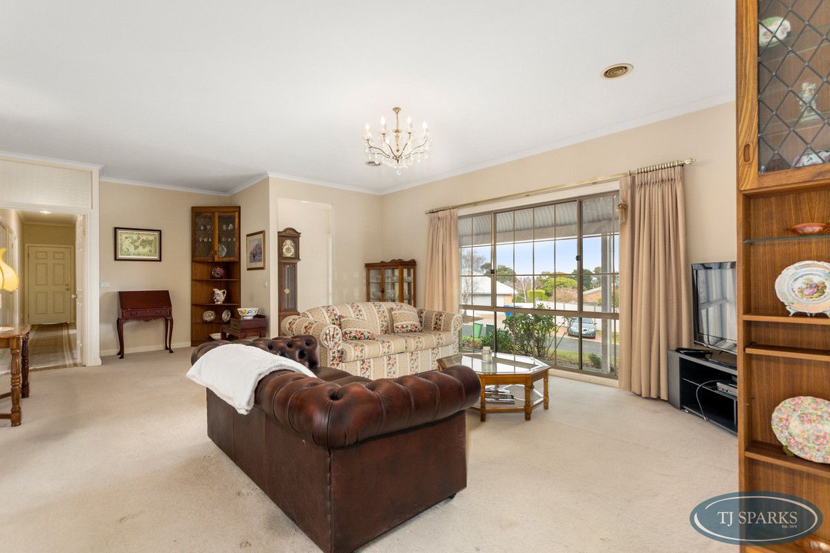 1 BULOKE Close, Mount Eliza VIC 3930, Image 2