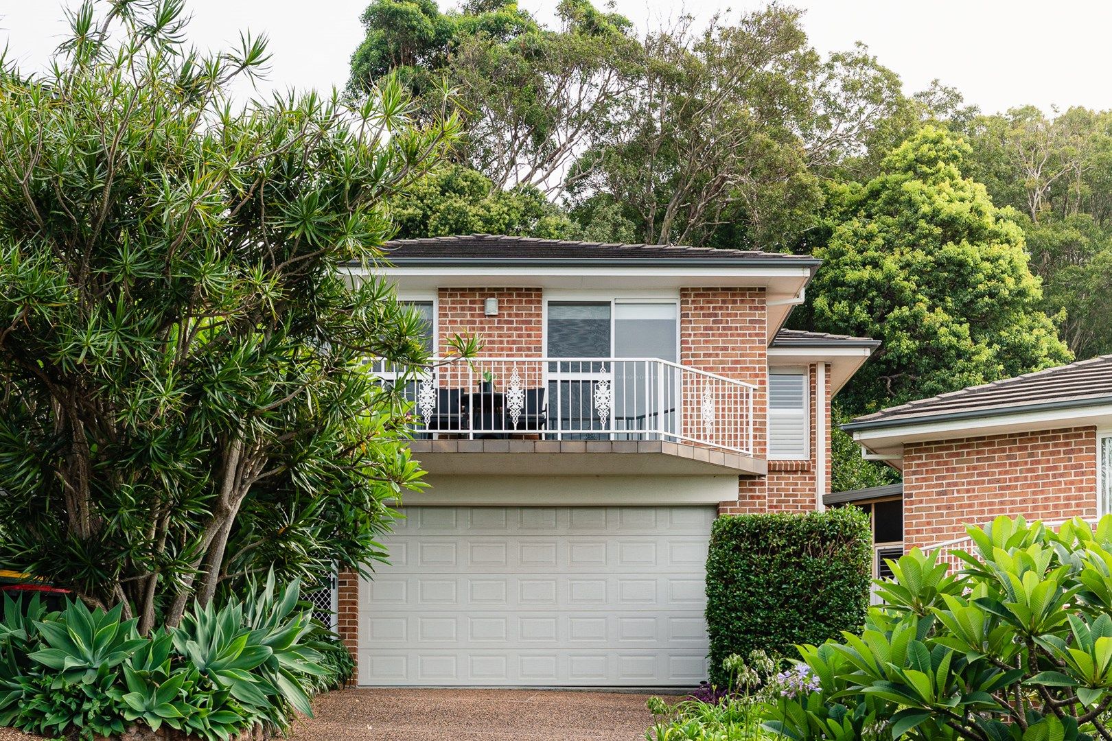3 bedrooms Townhouse in 4/92 Curry Street MEREWETHER NSW, 2291