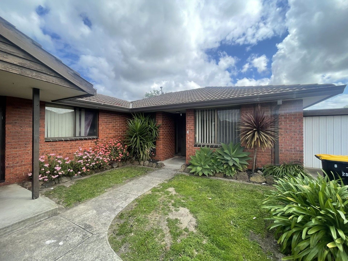 2 bedrooms Villa in 8/25 Newport Road CLAYTON SOUTH VIC, 3169