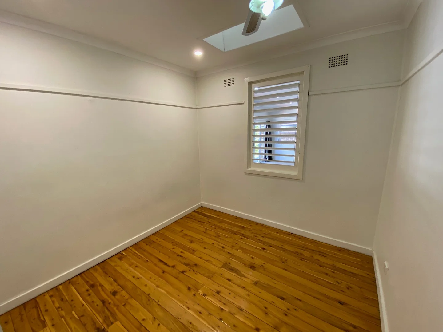 Additional image 7 of 35 Eighth Avenue, Seven Hills NSW 2147