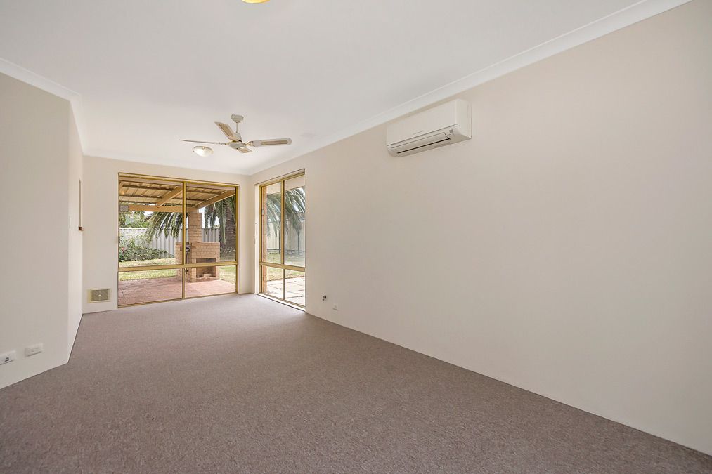 3 Giles Place, Waikiki WA 6169, Image 2