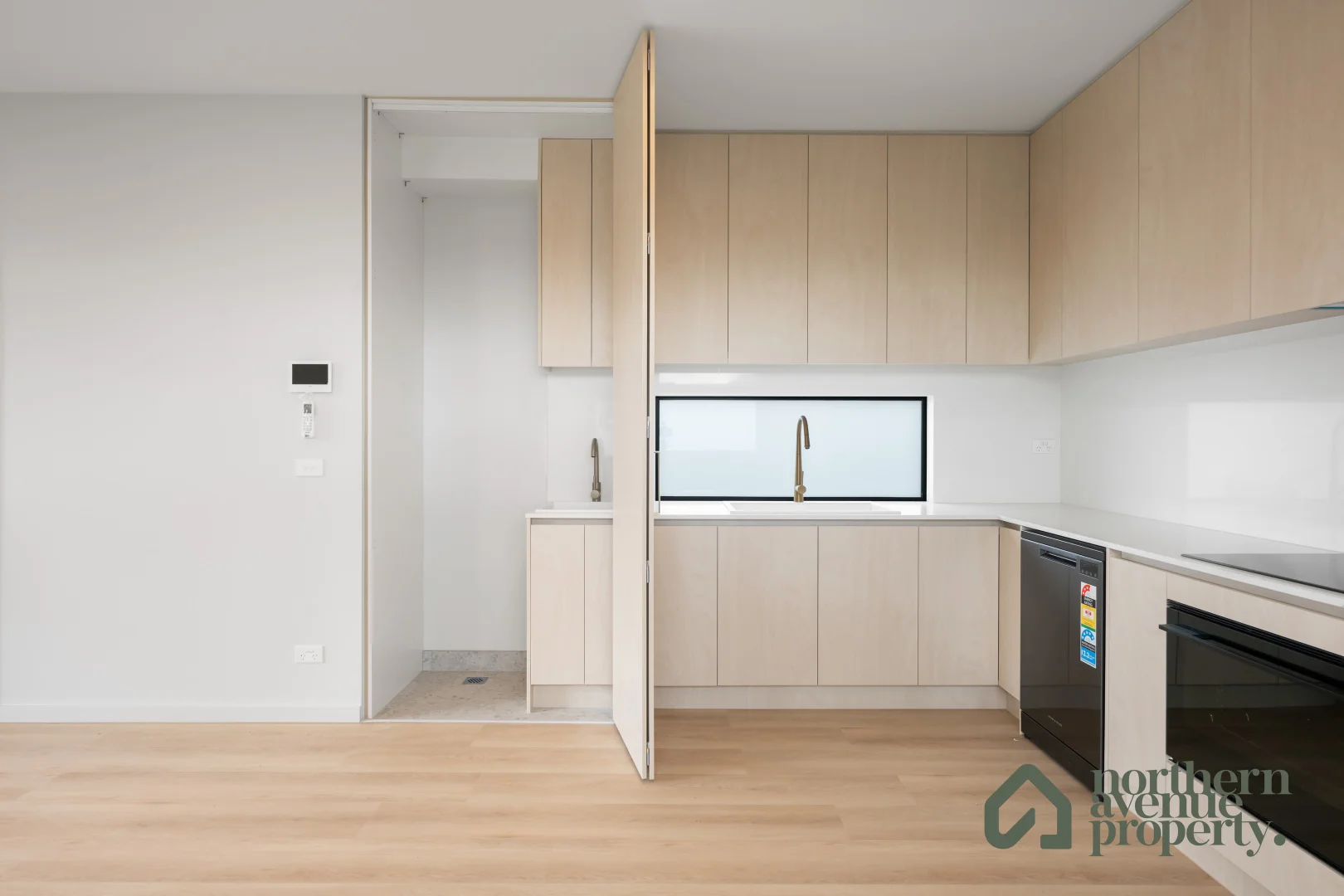 Additional image 4 of 4/79 Dougharty Rd, Heidelberg Heights VIC 3081