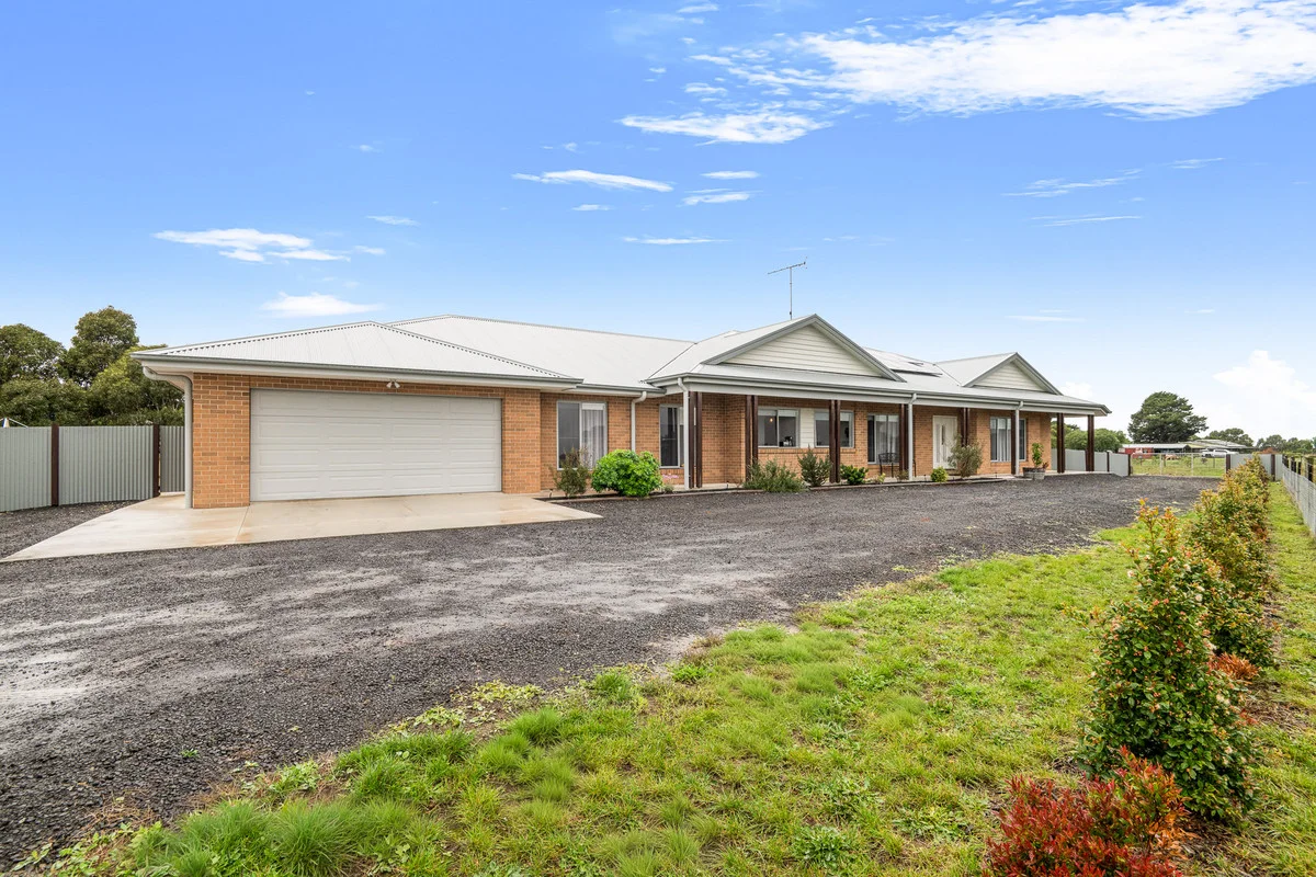 26 Harvest Court, Lethbridge VIC 3332