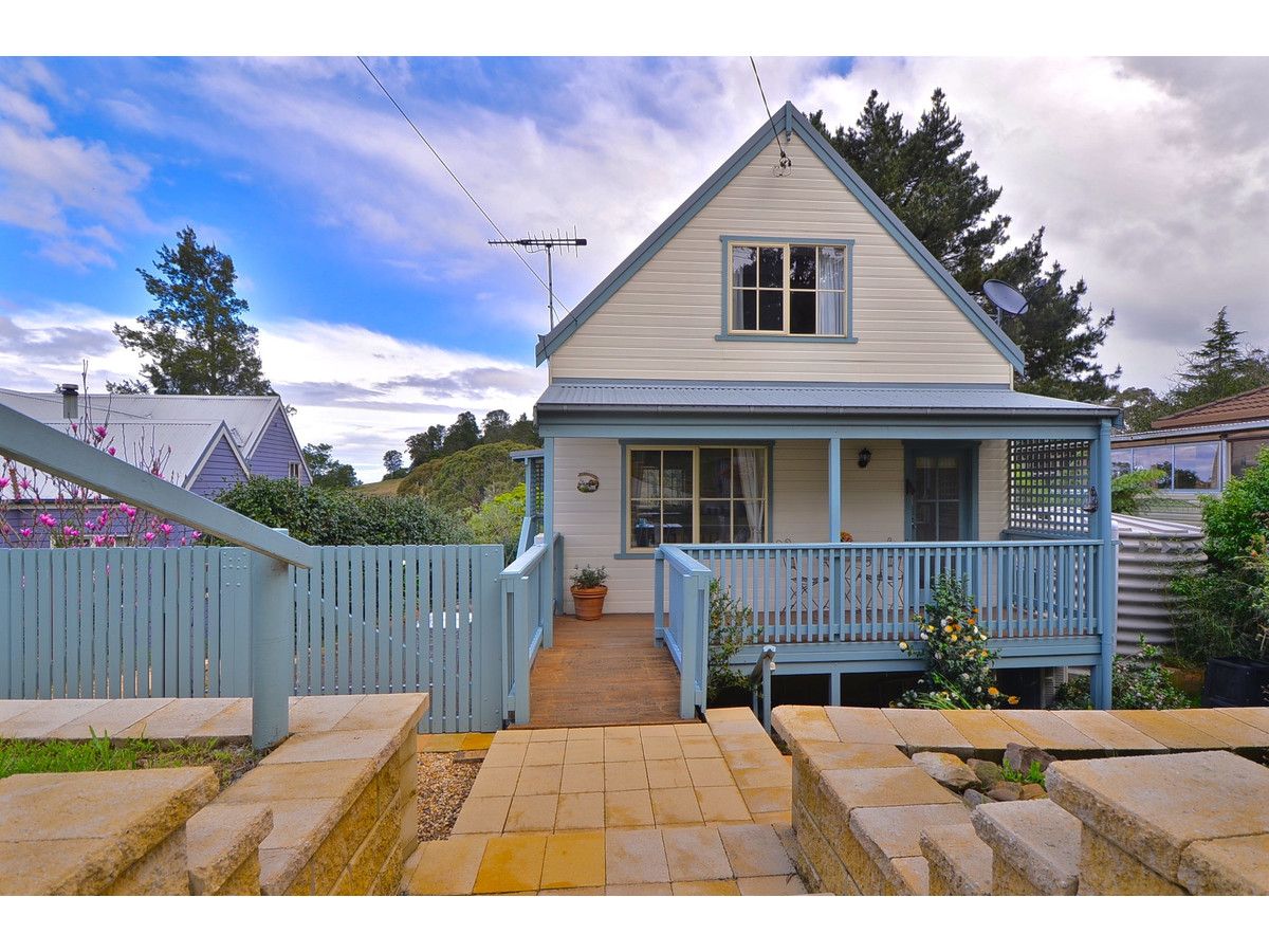 33 Rain Ridge Road,, Kurrajong Heights NSW 2758, Image 0