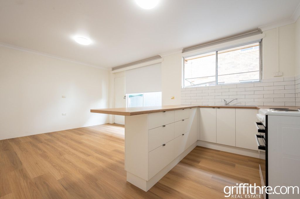 3/6 Coolah Street, Griffith NSW 2680 House For Rent 300 Domain