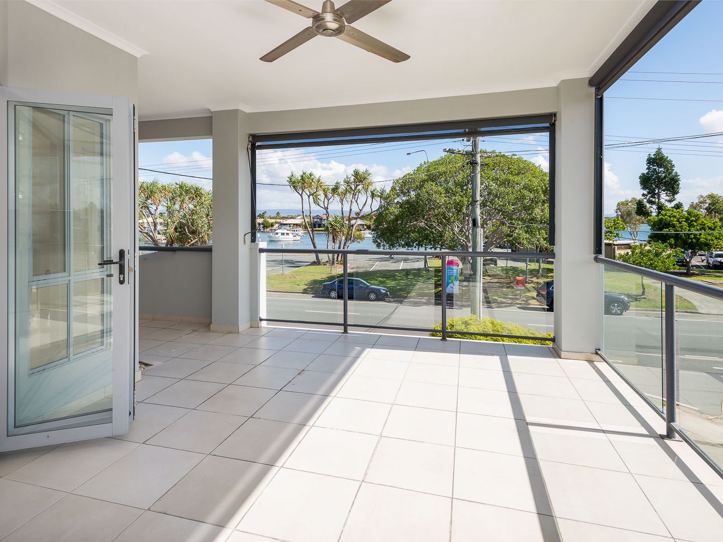 19 Paradise Parade, Paradise Point Property History & Address