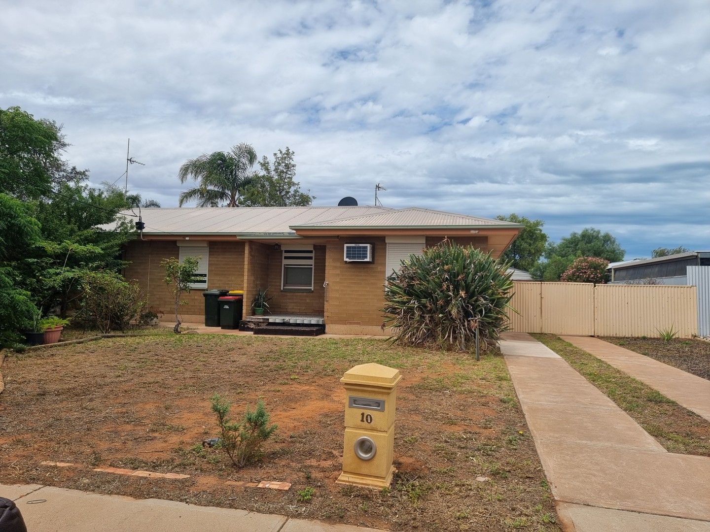 2 bedrooms House in 10 Richards Street WHYALLA NORRIE SA, 5608