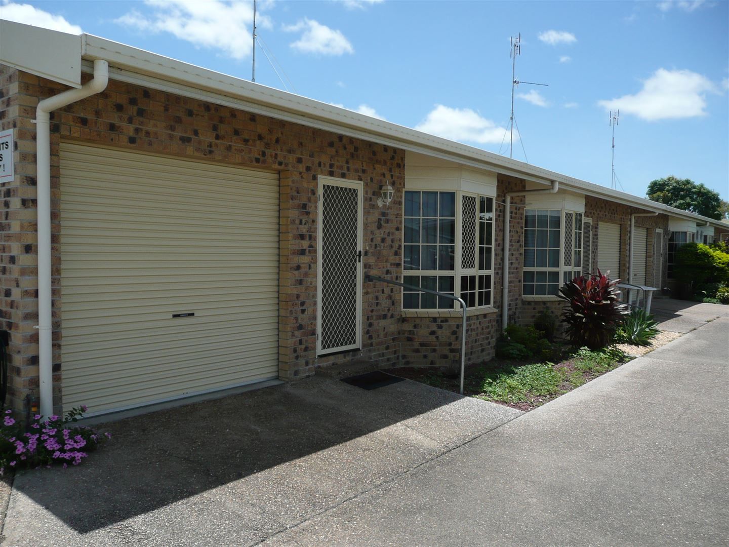 2/68 Munro Street, Ayr QLD 4807, Image 0