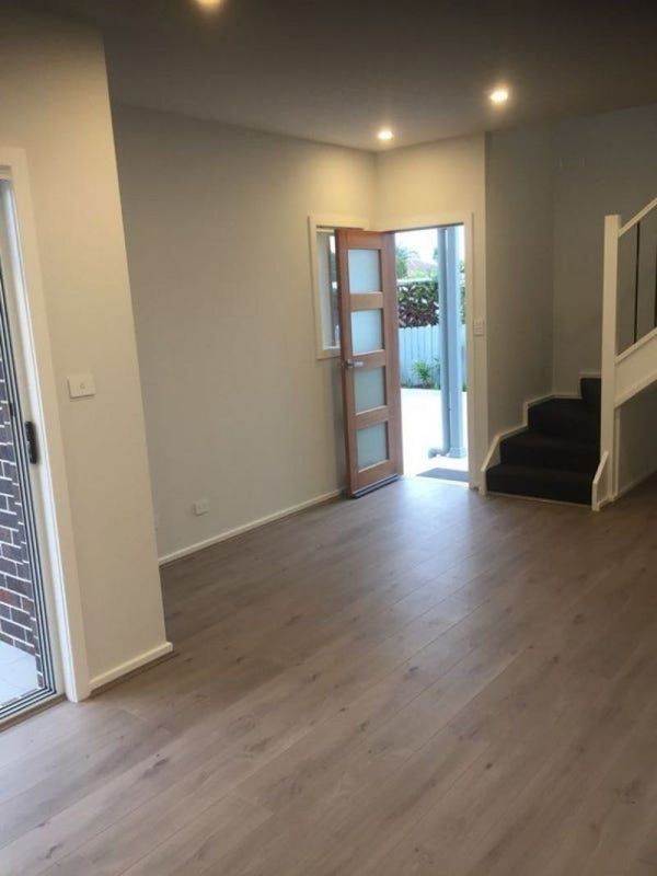 Lake Illawarra NSW 2528 3 beds townhouse for Rent, 650 per week