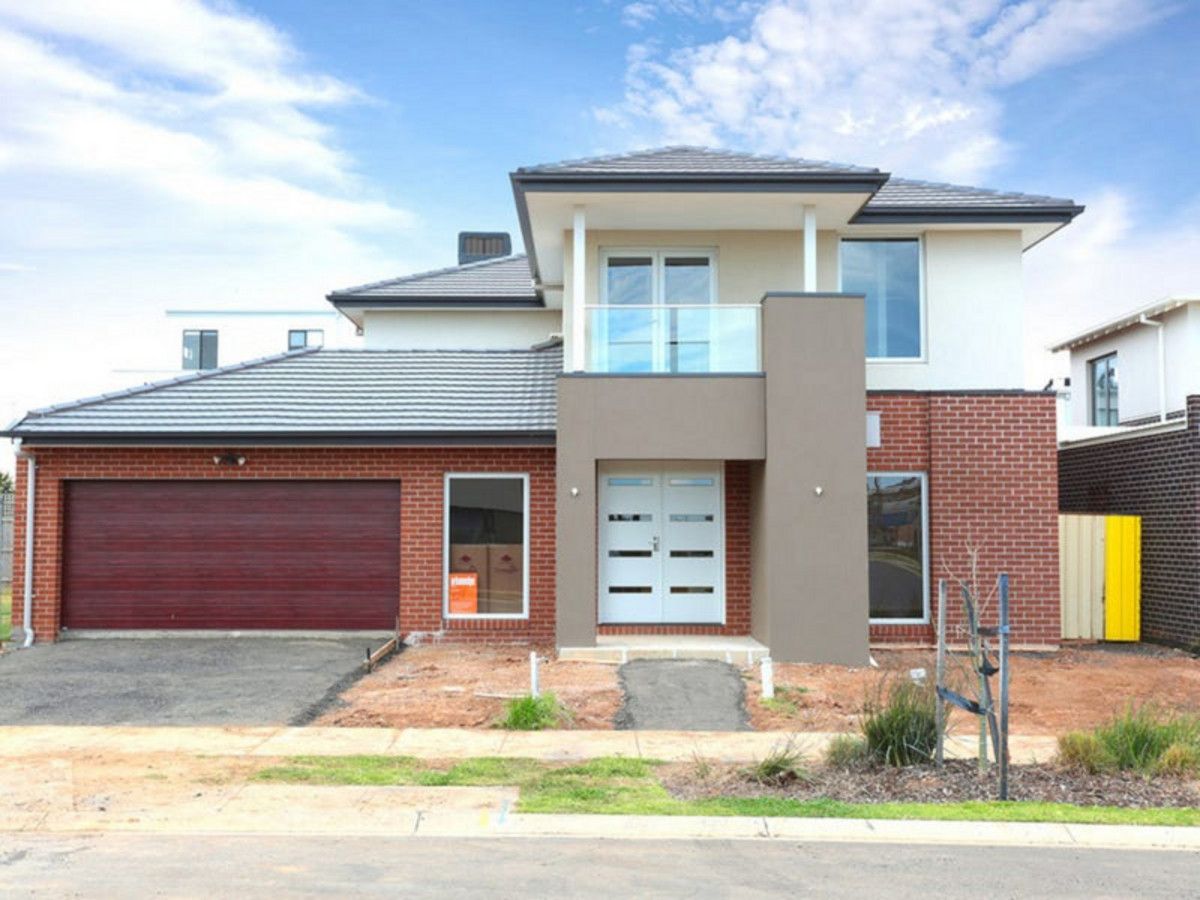 5 bedrooms House in 6 Slipway Road WERRIBEE SOUTH VIC, 3030