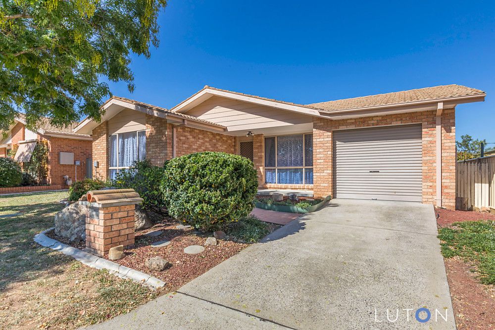 12 Huxley Place, Palmerston ACT 2913, Image 0