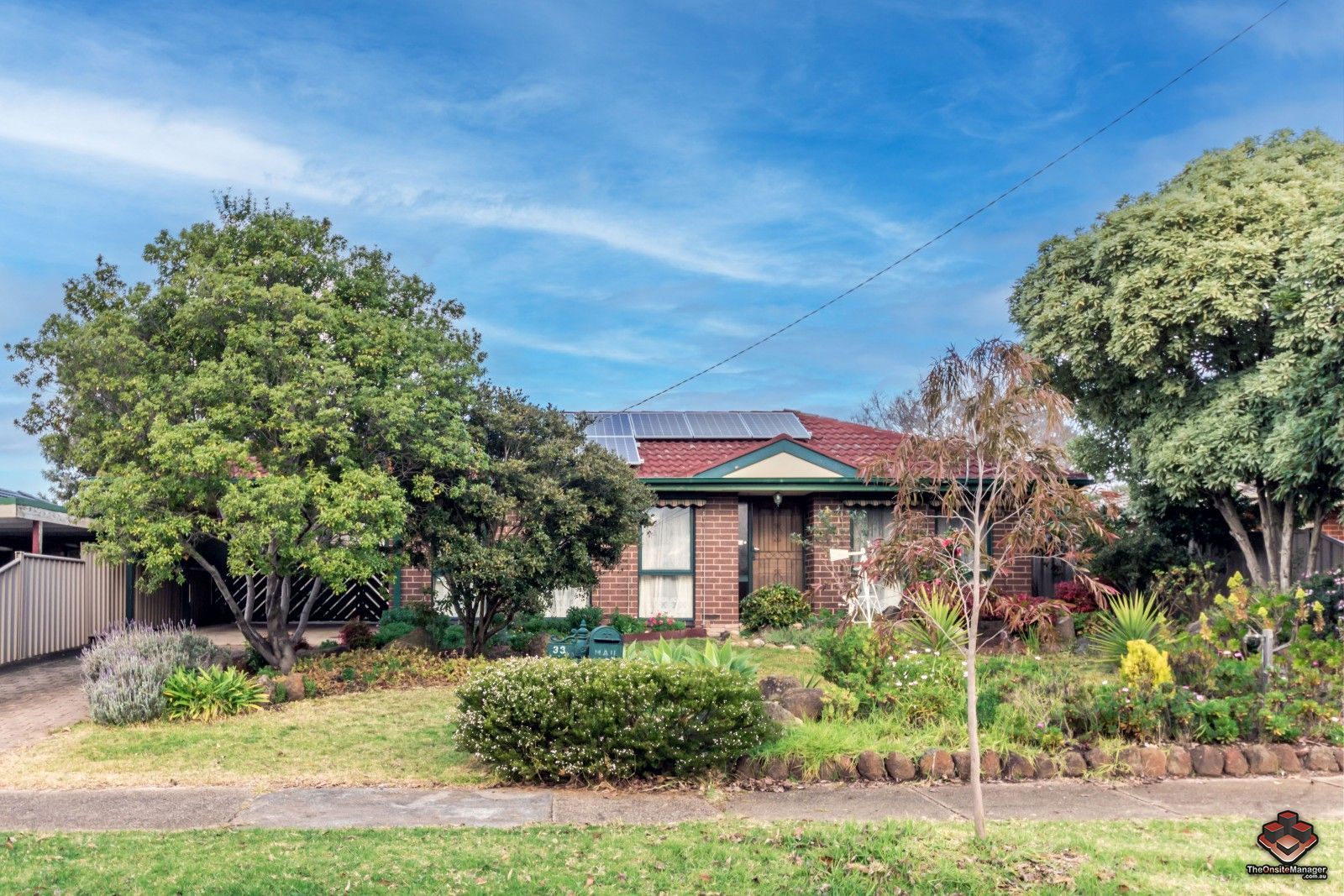 33 Roberts Avenue, Hoppers Crossing Property History & Address