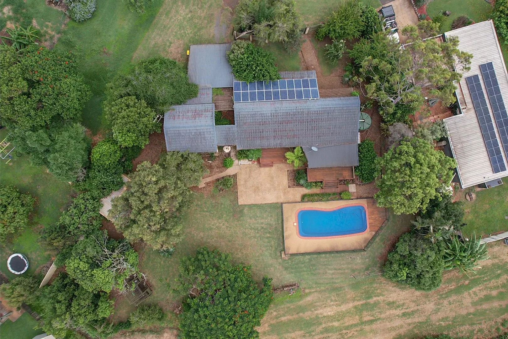 Additional image 33 of 8 Anthonys Rest, Qunaba QLD 4670