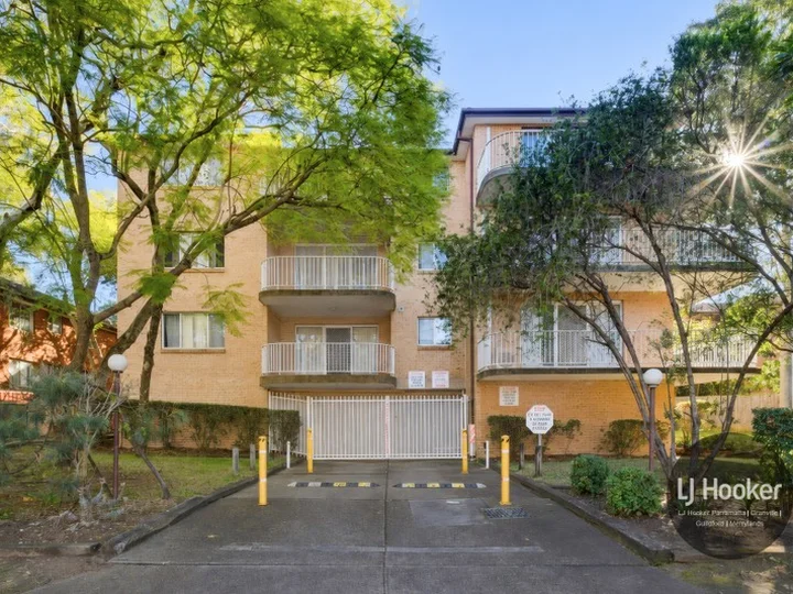 15/37-39 Memorial Avenue, Merrylands NSW 2160